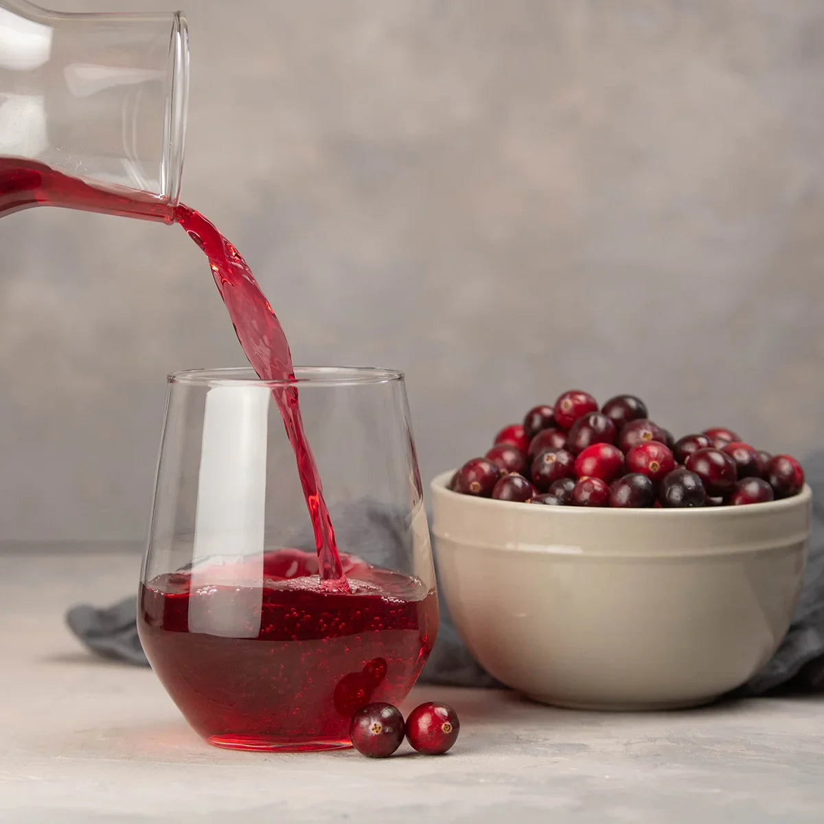 Mannavita Cranberry 100% pure pressed juice • 500 ml - Mannavita