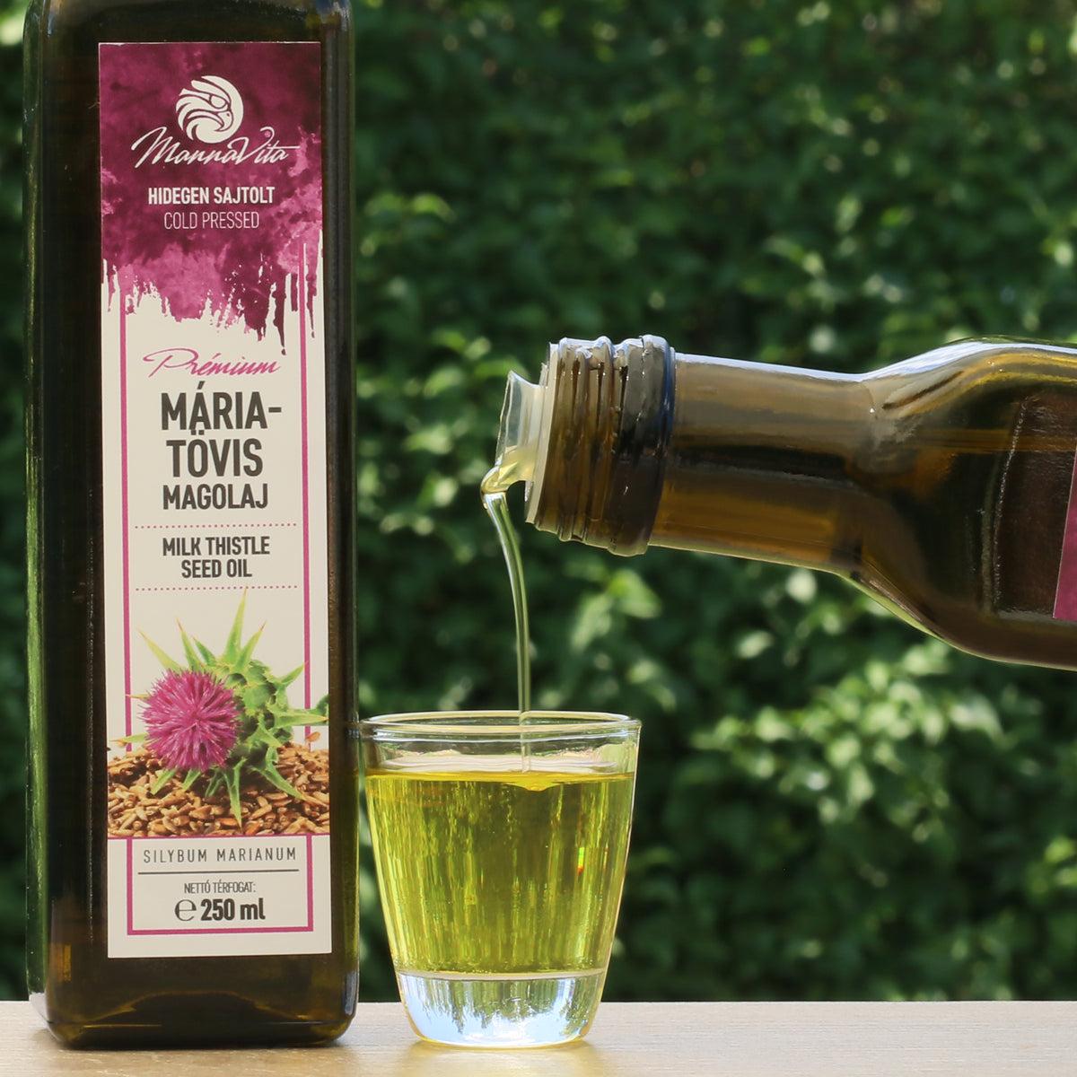Aceite de semilla de cardo mariano húngaro prensado en frío Mannavita • 250 ml